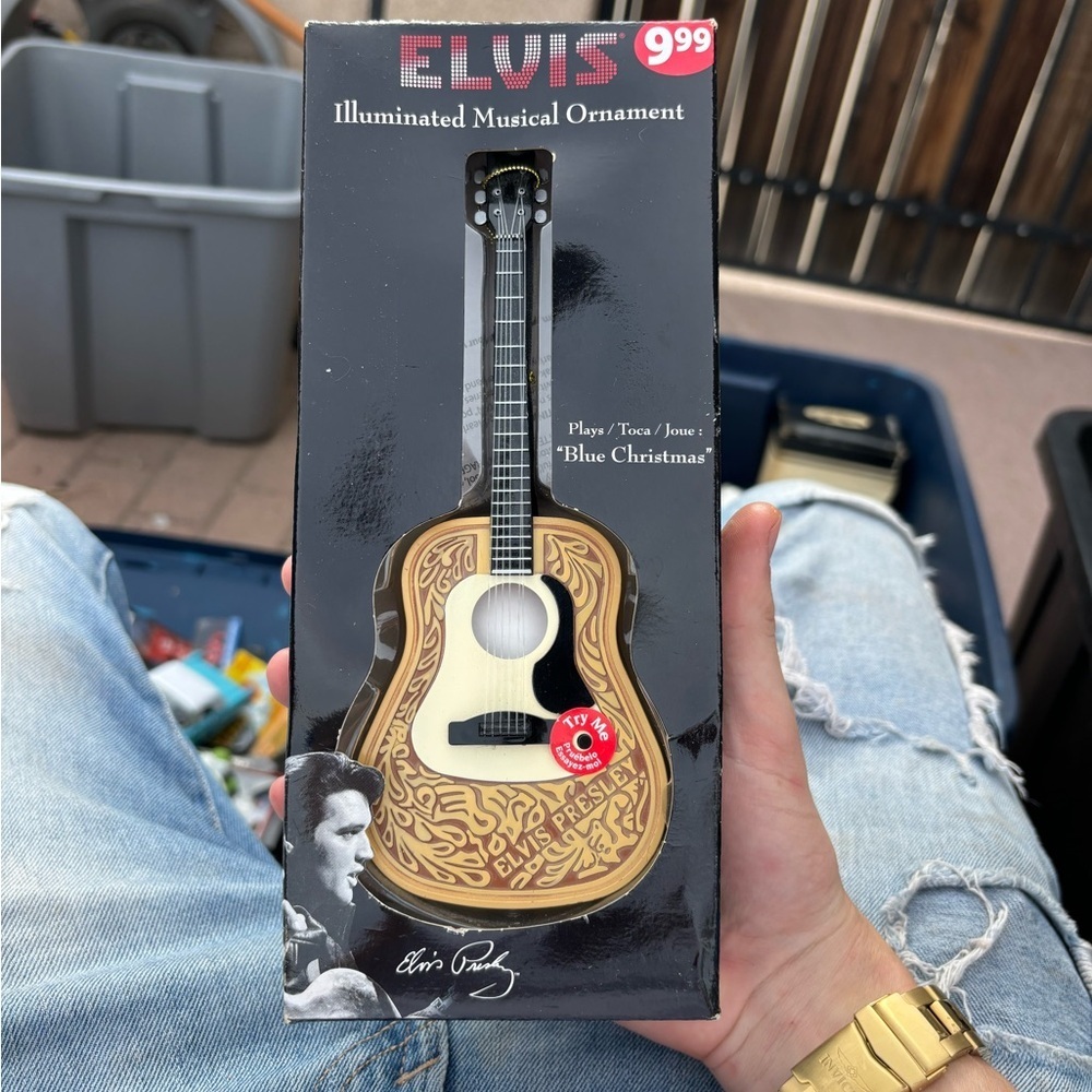 Elvis Presley Illuminated Musical Instrument NEW Vintage Collectible Trinket